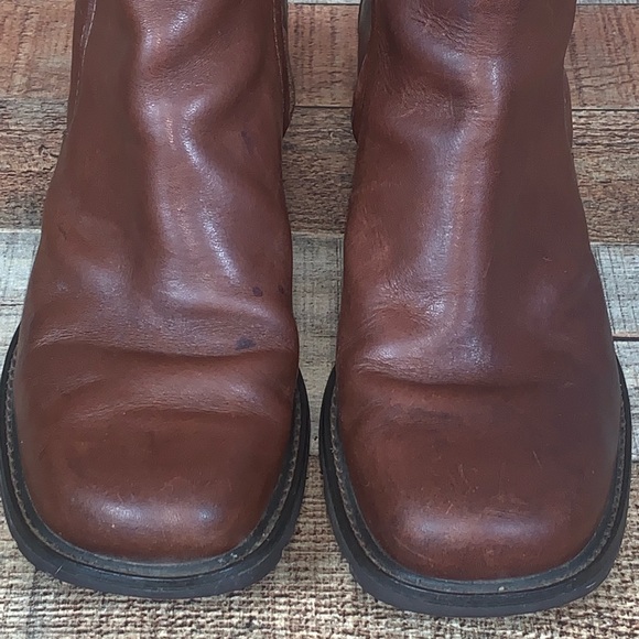 Timberland Alyse Brown Leather Chunk Heel Square Toe Boot - Picture 4 of 8